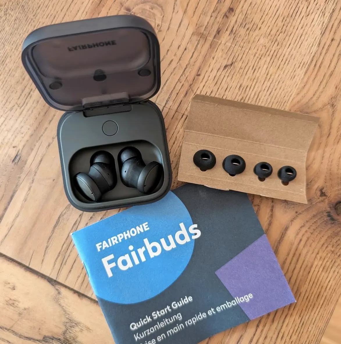 Fairbuds packing